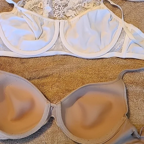 BRA BUNDLE by SOMA 34C - Picture 7 of 7